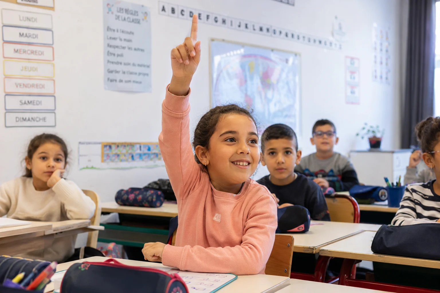 L'enfant bilingue à l'école : Atout ou obstacle dans le système français ?